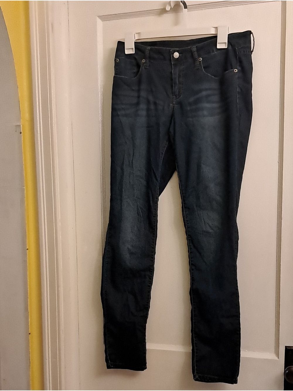 Tommy girlDark Blue Stretch jeans back pockets with Rhinestone Size 9